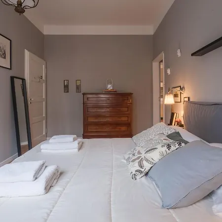 Elegance And Comfort In The Heart Of * ボローニャ